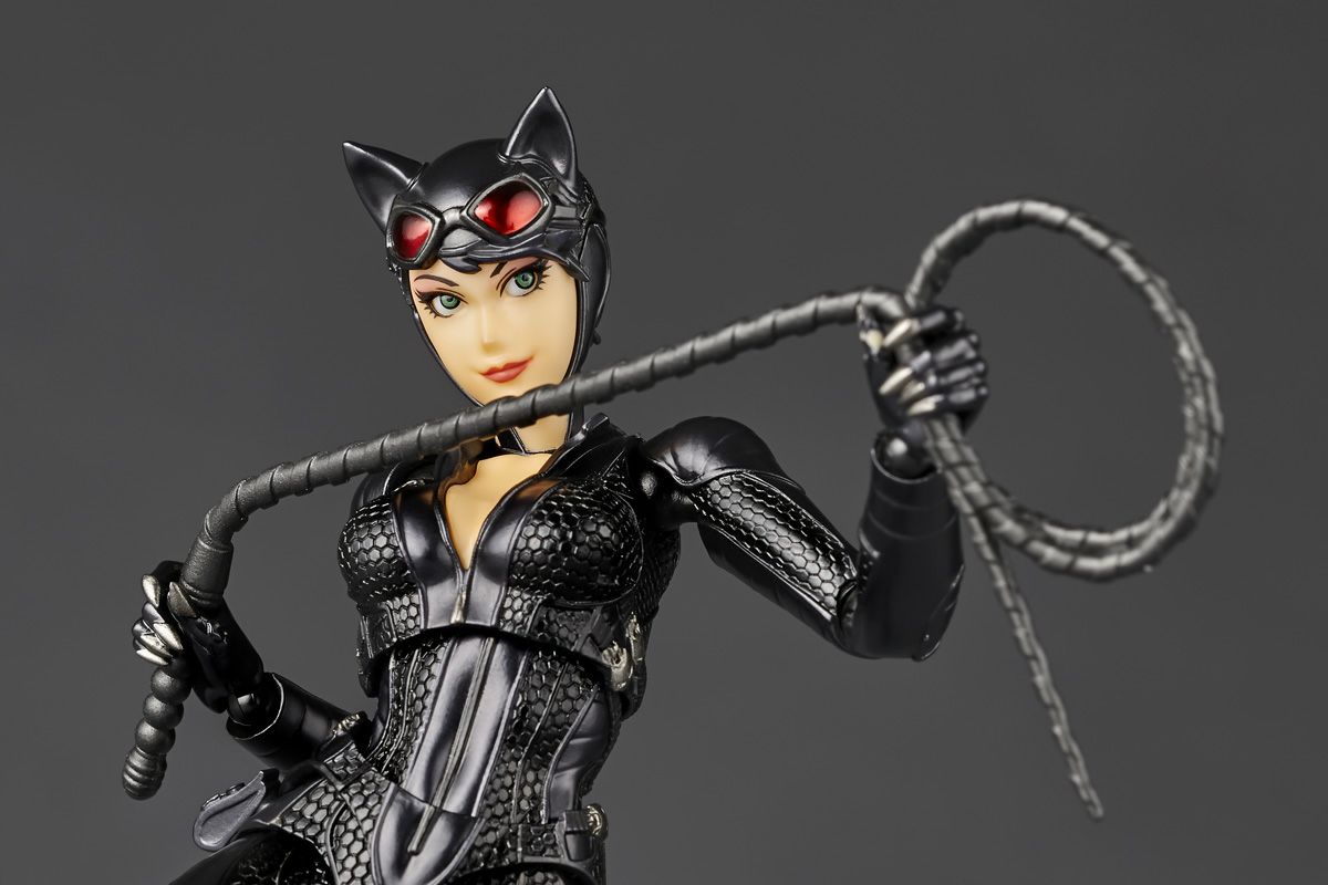 [PRE-ORDER] Amazing Yamaguchi Catwoman (With Bonus Part)