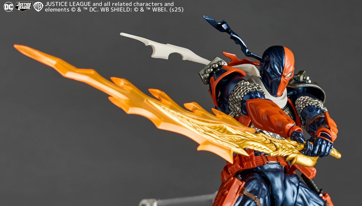 [PRE-ORDER] Revoltech Amazing Yamaguchi Deathstroke Ver.1.5 (With Bonus Part)