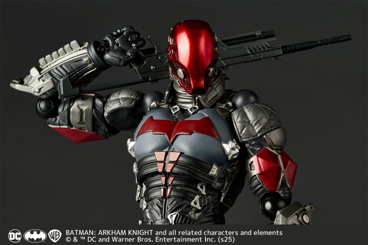 [PRE-ORDER] Revoltech Amazing Yamaguchi Batman: Arkham Knight Ver.1.5 (With Bonus Part)