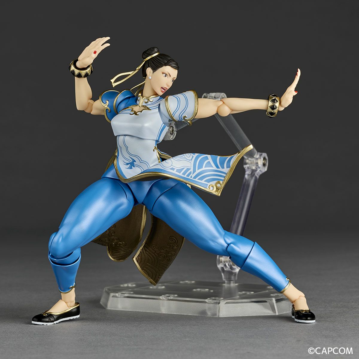 [PRE-ORDER] Revoltech Amazing Yamaguchi Street Fighter 6 Chun Li (With Bonus Face)