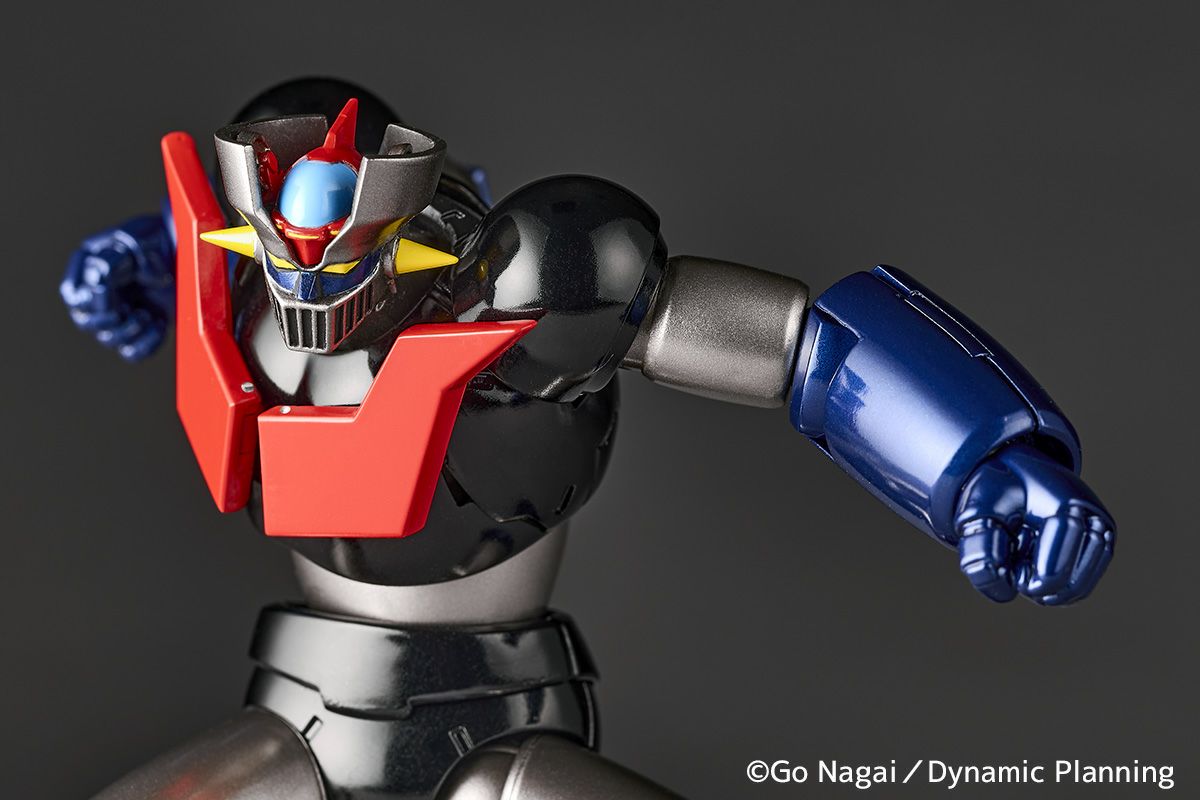 [PRE-ORDER] Revoltech Amazing Yamaguchi Mazinger Z (with bonus parts)