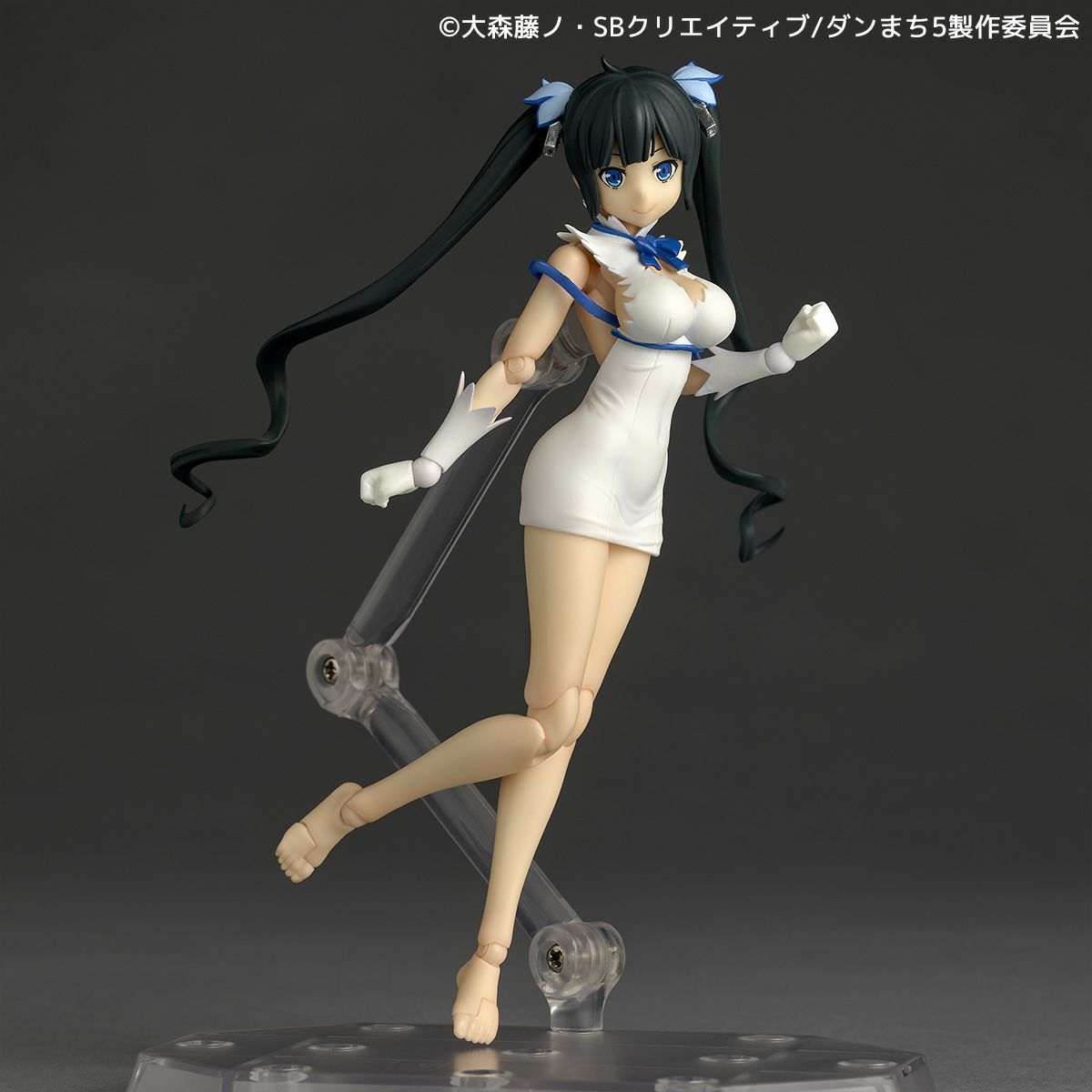 [PRE-ORDER] Kaiyodo Revoltech Hestia (Is It Wrong to Try to Pick Up Girls in a Dungeon?)