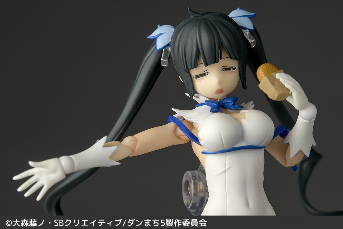 [PRE-ORDER] Kaiyodo Revoltech Hestia (Is It Wrong to Try to Pick Up Girls in a Dungeon?)