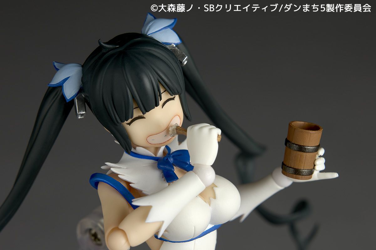 [PRE-ORDER] Kaiyodo Revoltech Hestia (Is It Wrong to Try to Pick Up Girls in a Dungeon?)
