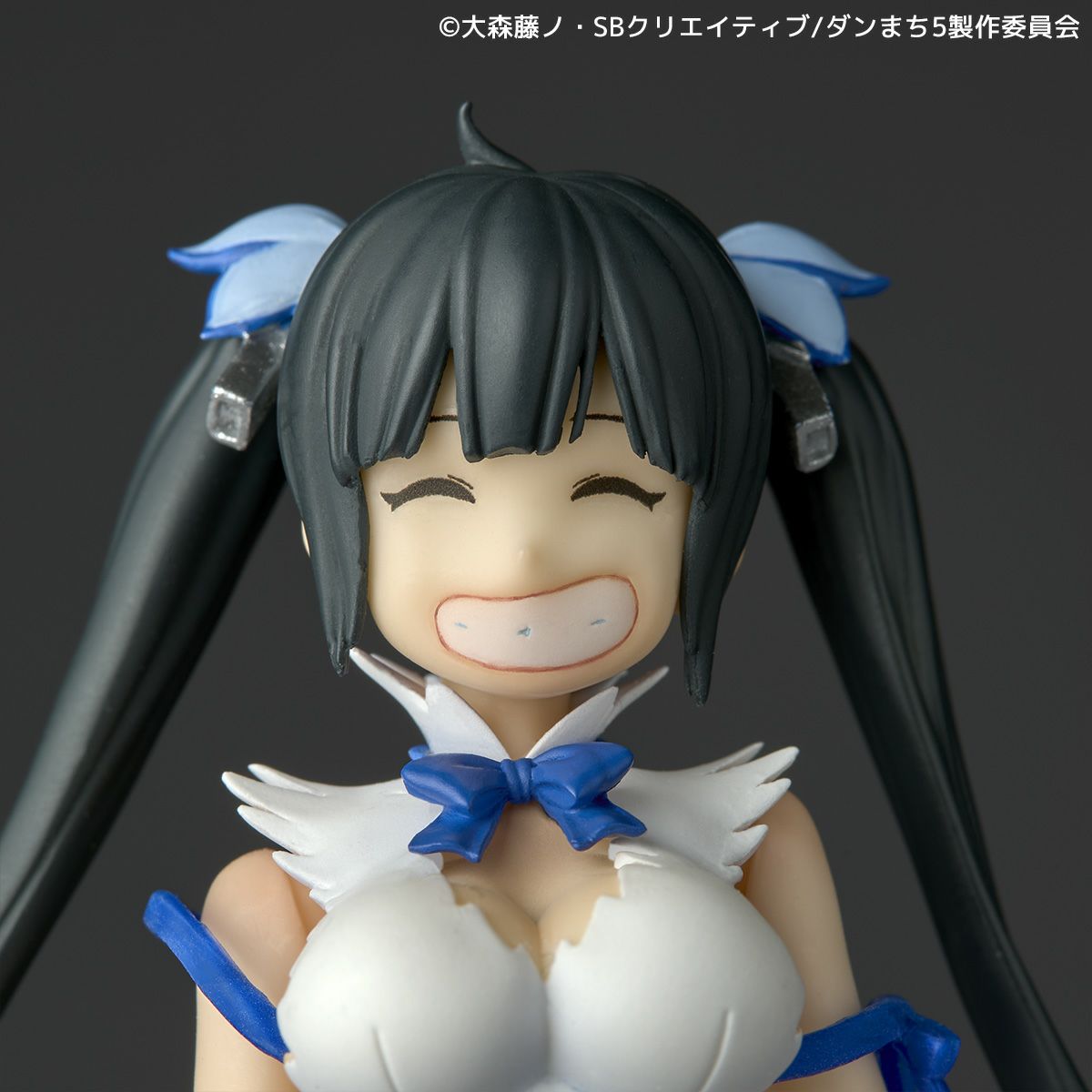 [PRE-ORDER] Kaiyodo Revoltech Hestia (Is It Wrong to Try to Pick Up Girls in a Dungeon?)