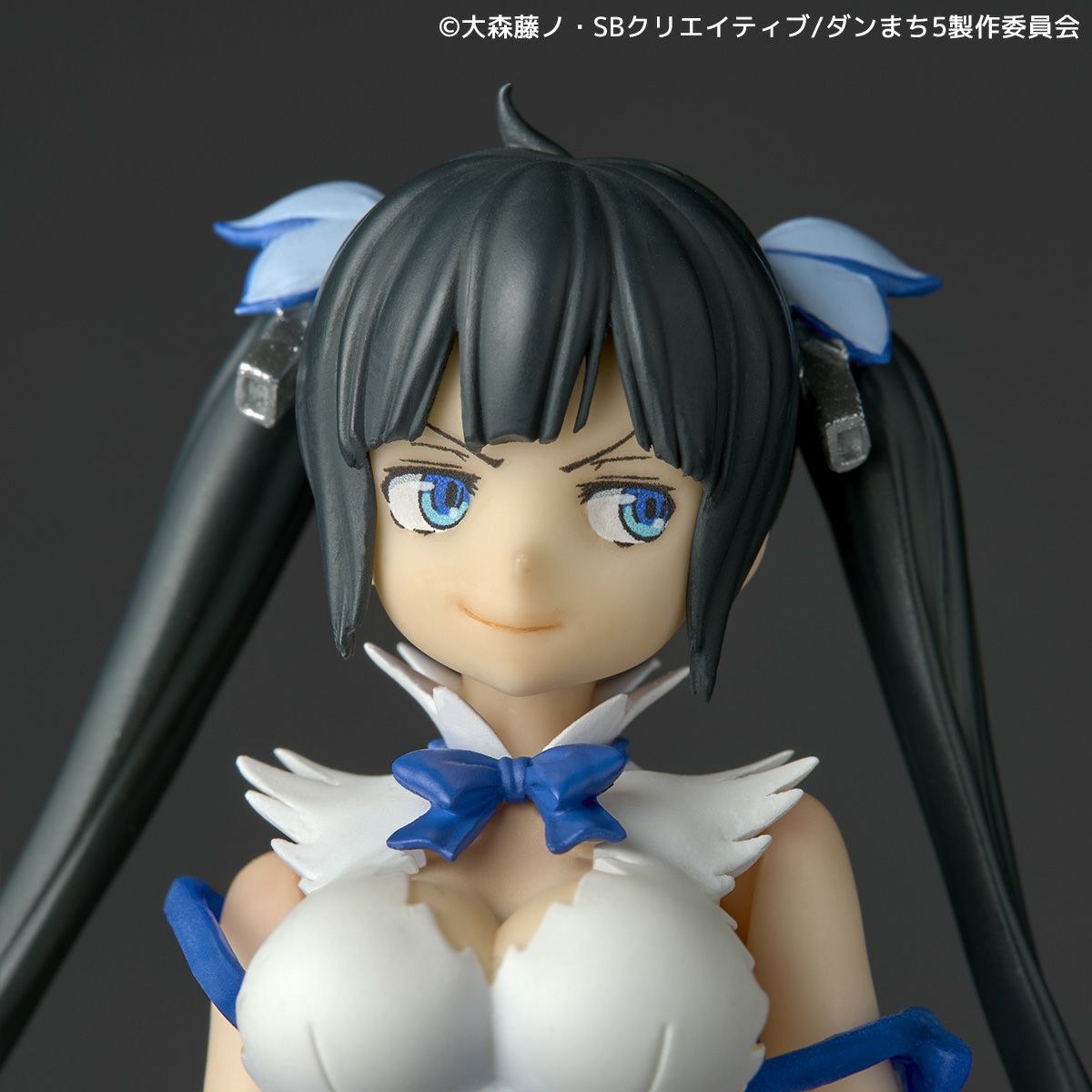 [PRE-ORDER] Kaiyodo Revoltech Hestia (Is It Wrong to Try to Pick Up Girls in a Dungeon?)