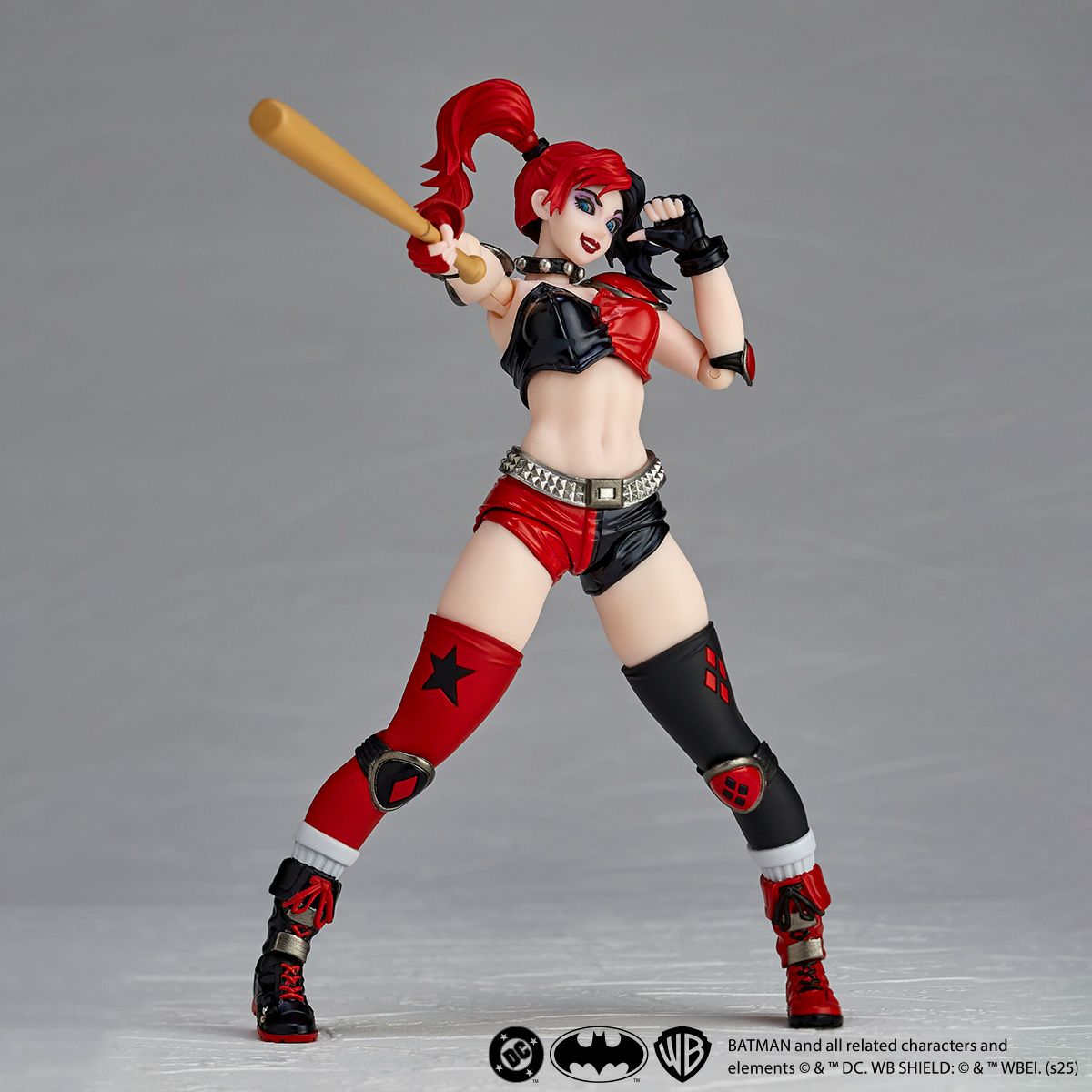 [PRE-ORDER] Revoltech Amazing Yamaguchi Harley Quinn Red x Black Ver (with Bonus Part)