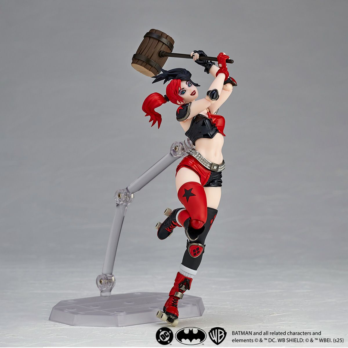 [PRE-ORDER] Revoltech Amazing Yamaguchi Harley Quinn Red x Black Ver (with Bonus Part)