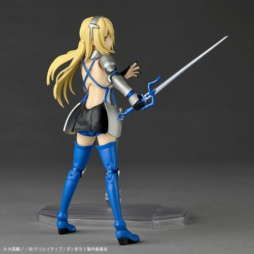 [PRE-ORDER] Revoltech DanMachi Ais Wallenstein with Bonus Parts Is It Wrong to Try to Pick Up Girls in a Dungeon?
