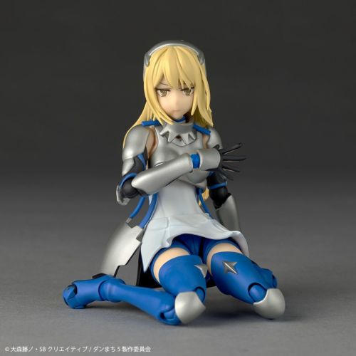 [PRE-ORDER] Revoltech DanMachi Ais Wallenstein with Bonus Parts Is It Wrong to Try to Pick Up Girls in a Dungeon?