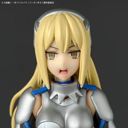 [PRE-ORDER] Revoltech DanMachi Ais Wallenstein with Bonus Parts Is It Wrong to Try to Pick Up Girls in a Dungeon?