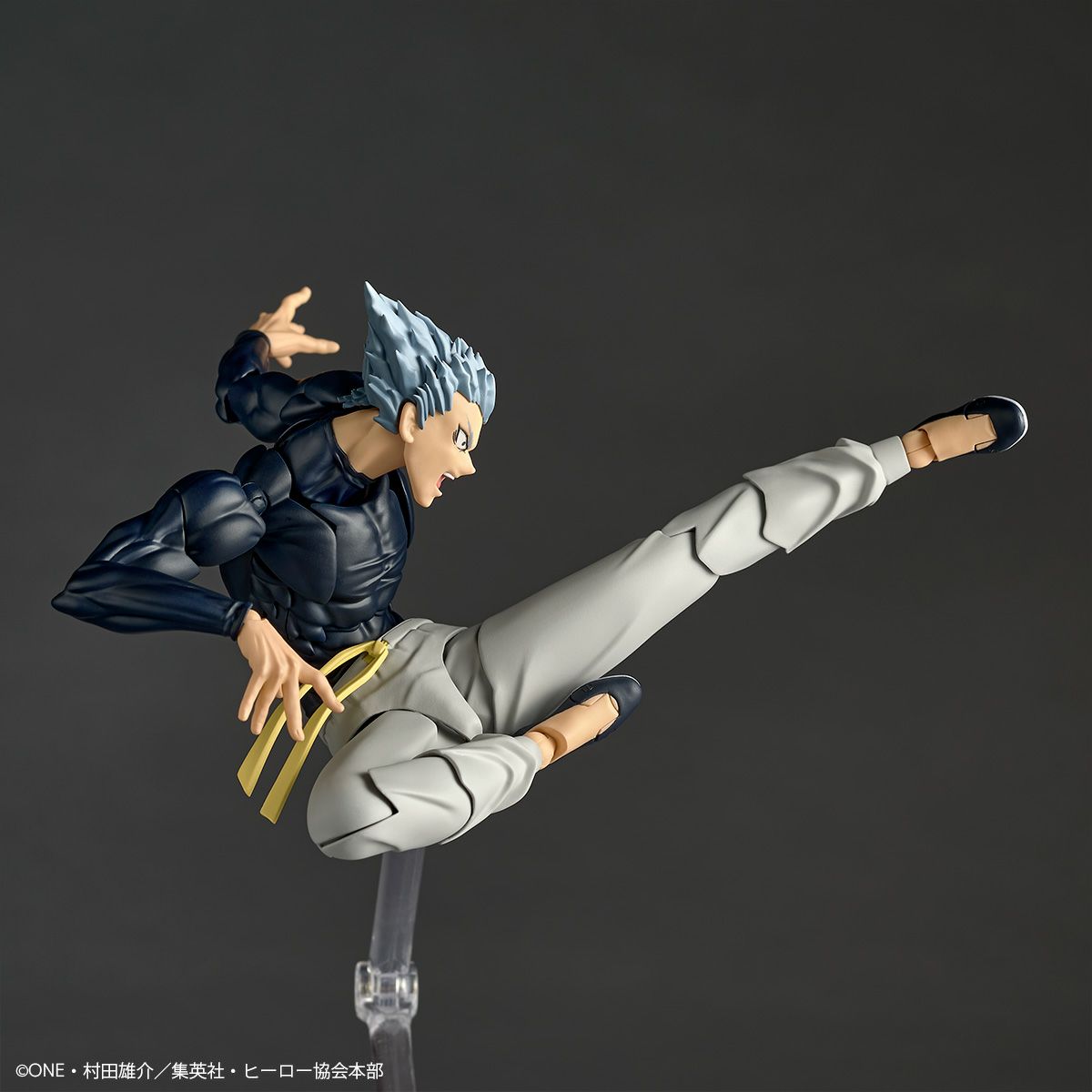 [PRE-ORDER] Revoltech Amazing Yamaguchi One Punch Man Garou with Bonus Parts