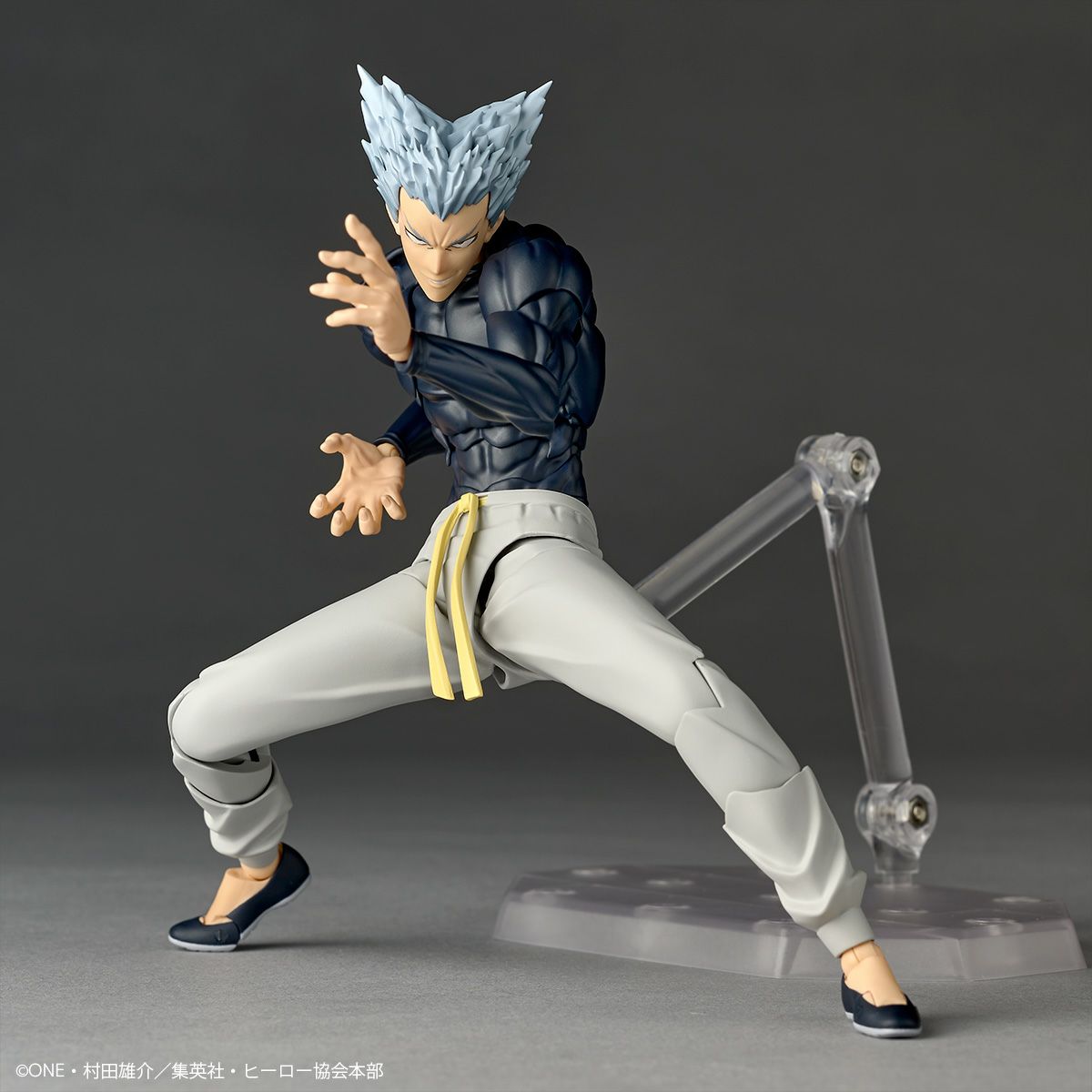 [PRE-ORDER] Revoltech Amazing Yamaguchi One Punch Man Garou with Bonus Parts