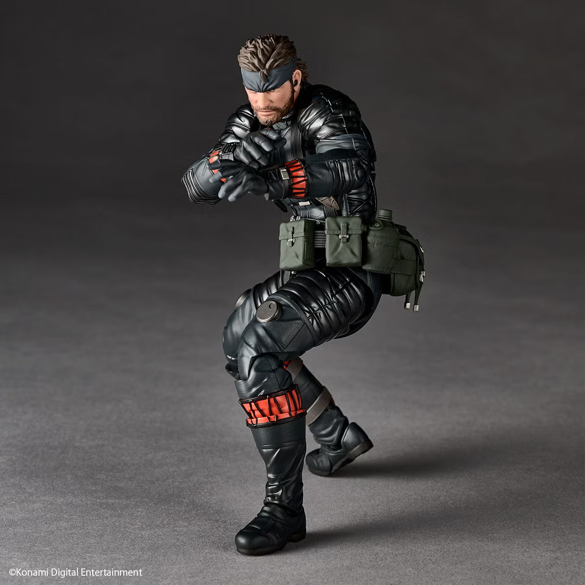 [PRE-ORDER] Revoltech Amazing Yamaguchi Naked Snake Sneaking Suit Ver. (METAL GEAR SOLID Δ: SNAKE EATER) with Bonus Part