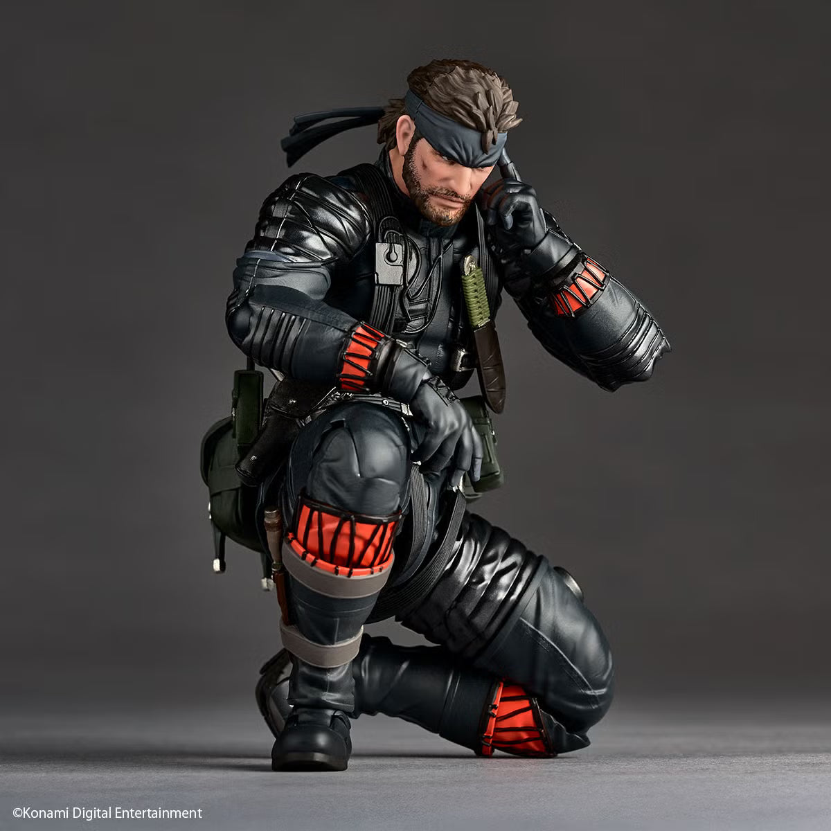 [PRE-ORDER] Revoltech Amazing Yamaguchi Naked Snake Sneaking Suit Ver. (METAL GEAR SOLID Δ: SNAKE EATER) with Bonus Part
