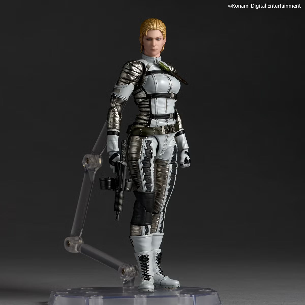 [PRE-ORDER] Revoltech Amazing Yamaguchi The Boss (METAL GEAR SOLID Δ: SNAKE EATER) with Bonus Part