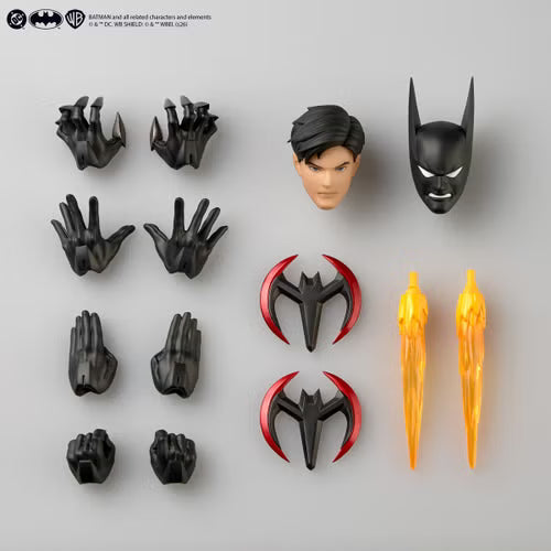 [PRE-ORDER] Revoltech Amazing Yamaguchi Batman Beyond Classic Ver. (With Bonus Part)