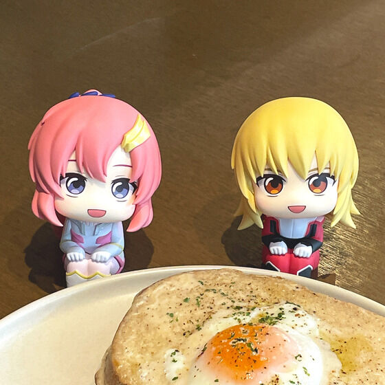 [PRE-ORDER] Look Up Rukappu Mobile Suit Gundam Seed FREEDOM LACUS CLYNE & Cagalli Yula Athha Set [Includes limited cushion]