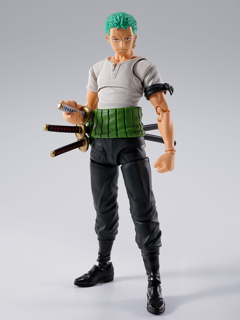 [PRE-ORDER] S.H.Figuarts Roronoa Zoro -Romance Dawn-