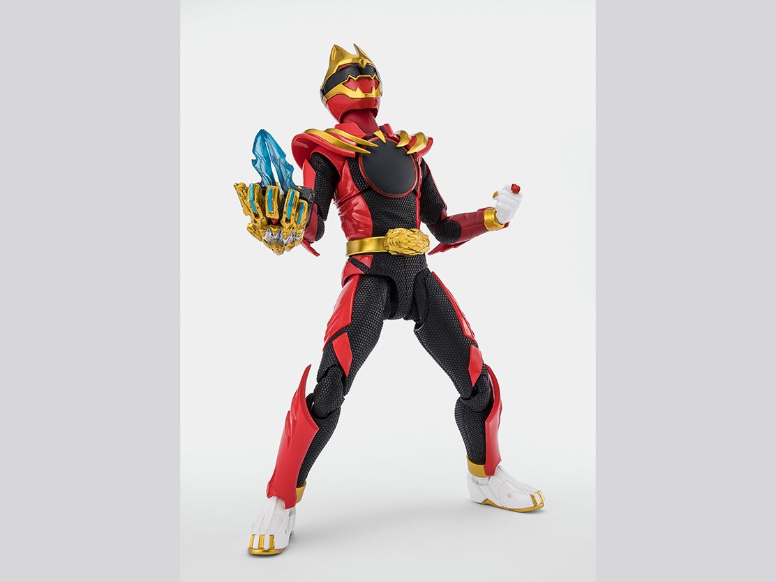 [PRE-ORDER] S.H.Figuarts Gojuu Wolf (Limited edition with Sentyring)