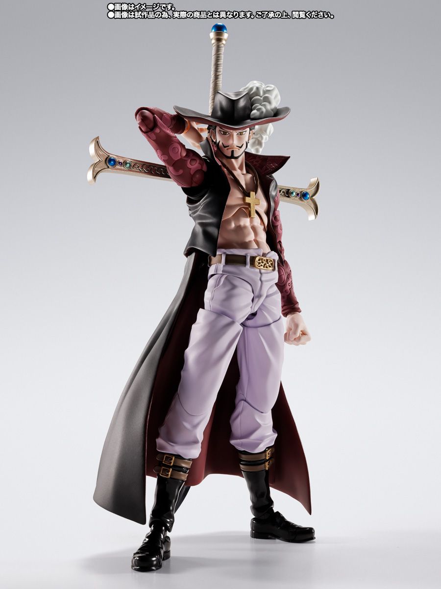 [PRE-ORDER] S.H.Figuarts One Piece DRACULE.MIHAWK HAWKEYE