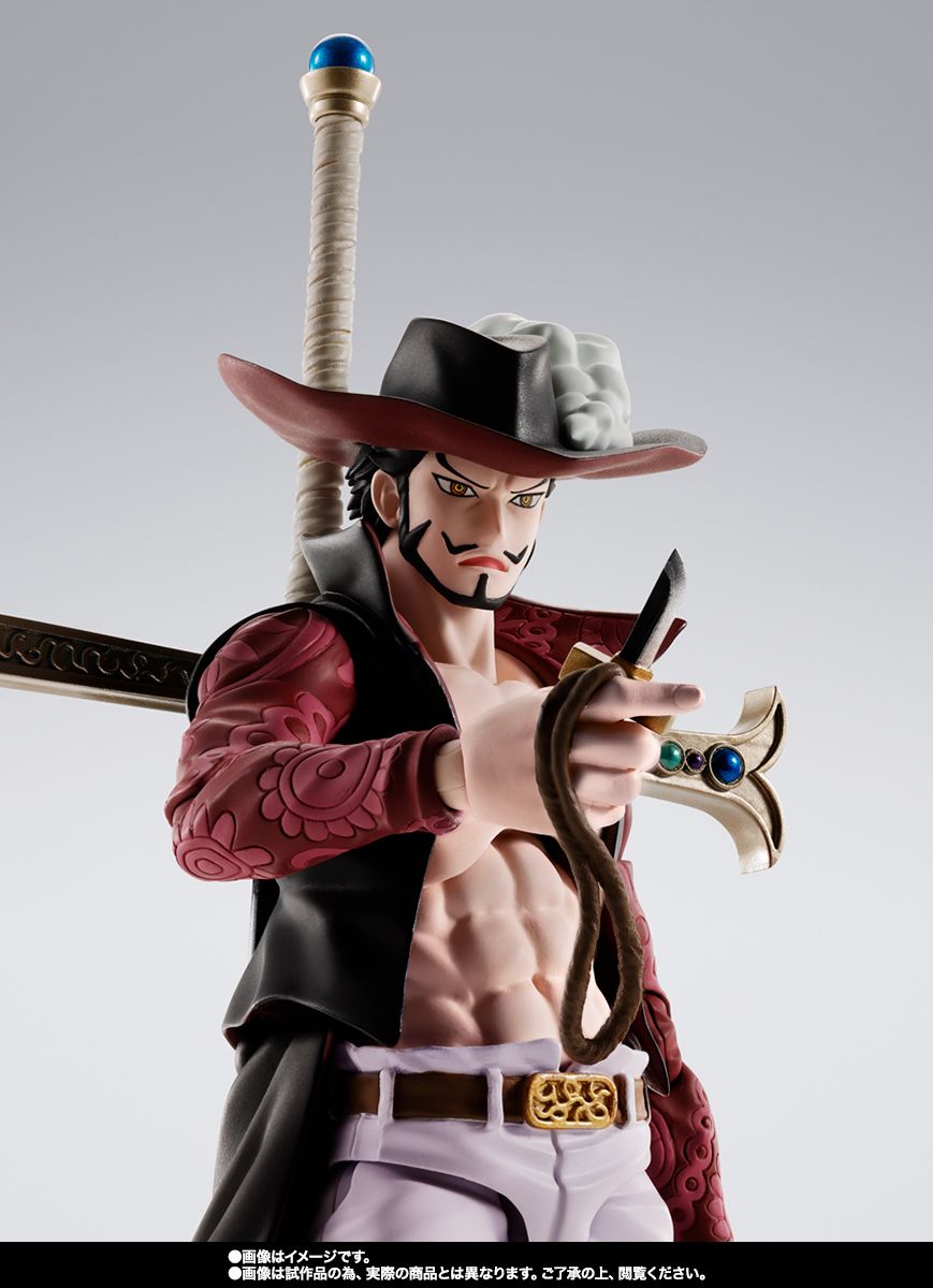 [PRE-ORDER] S.H.Figuarts One Piece DRACULE.MIHAWK HAWKEYE