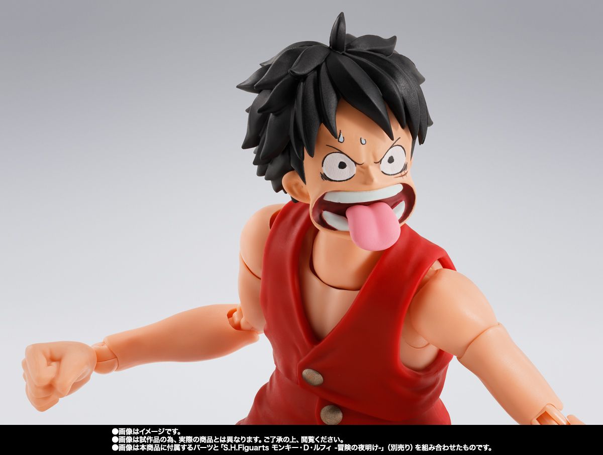 [PRE-ORDER] S.H.Figuarts One Piece DRACULE.MIHAWK HAWKEYE