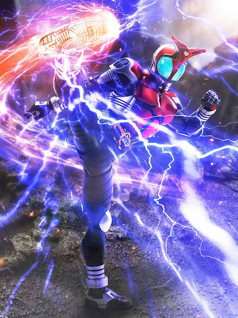 [PRE-ORDER] S.H.Figuarts (SHINKOCCHOU SEIHOU) MASKED RIDER KABUTO RIDER FORM 20th Anniversary Ver.