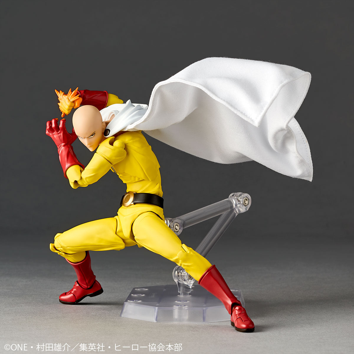 [PRE-ORDER] One Punch Man Revoltech Amazing Yamaguchi Saitama