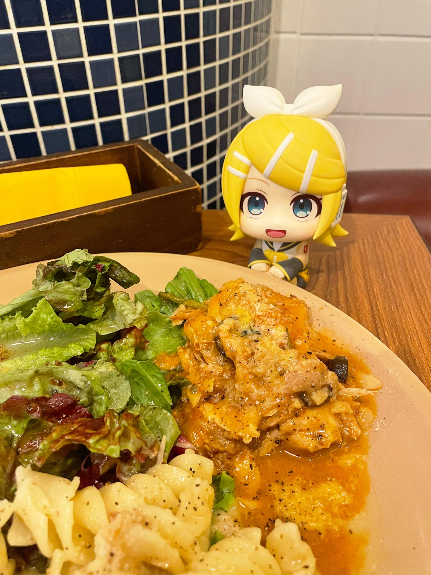 [PRE-ORDER] VOCALOID - LOOKUP - KAGAMINE RIN & LEN SET (WITH BONUS)