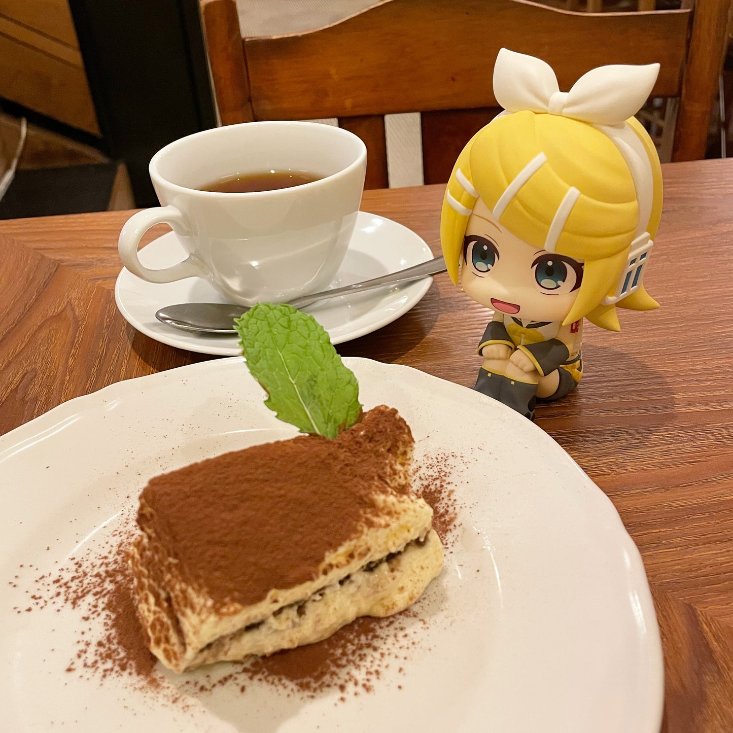 [PRE-ORDER] VOCALOID - LOOKUP - KAGAMINE RIN & LEN SET (WITH BONUS)