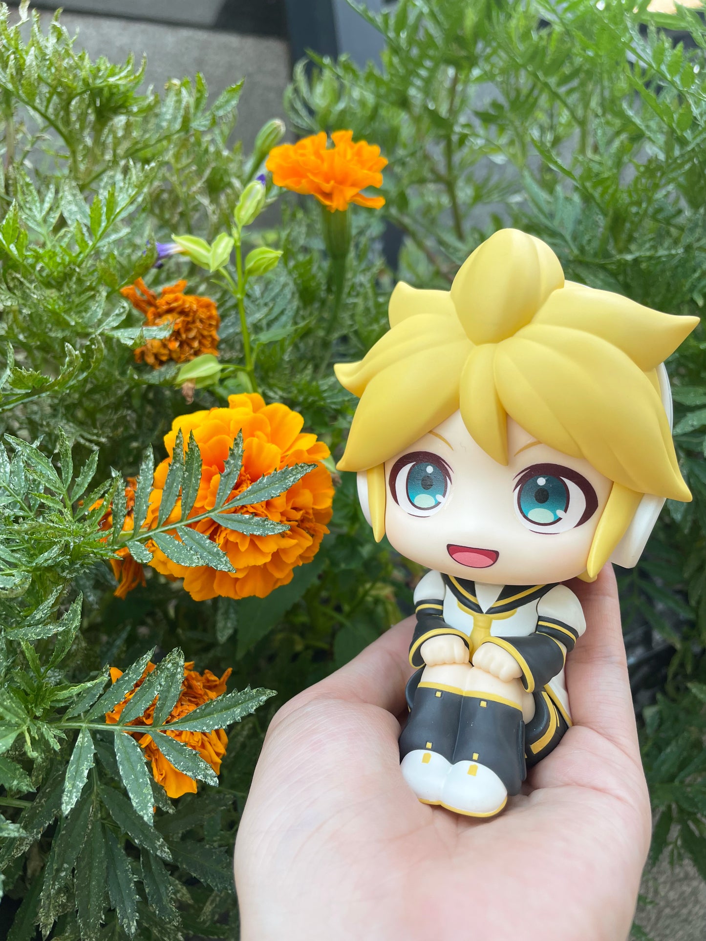[PRE-ORDER] VOCALOID - LOOKUP - KAGAMINE RIN & LEN SET (WITH BONUS)
