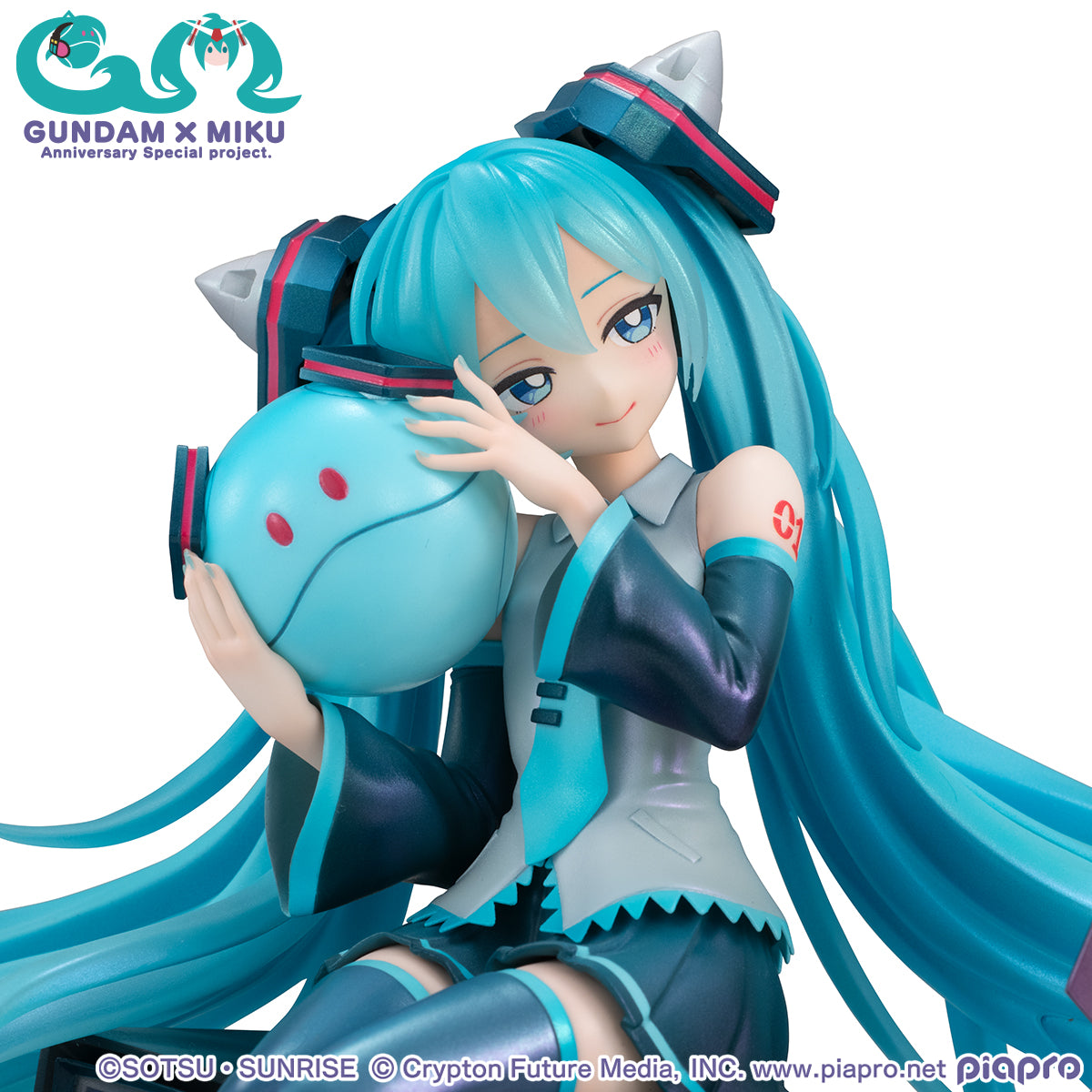 [PRE-ORDER] MOBILE SUIT GUNDAM 45TH ANNIVERSARY X HATSUNE MIKU - LUCREA - HATSUNE MIKU X OO GUNDAM