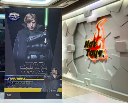 [IN STOCK in HK] CMS019B <<Star Wars>> 1:6 Luke Skywalker (Dark Empire) with Bonus Part Collectible Figure