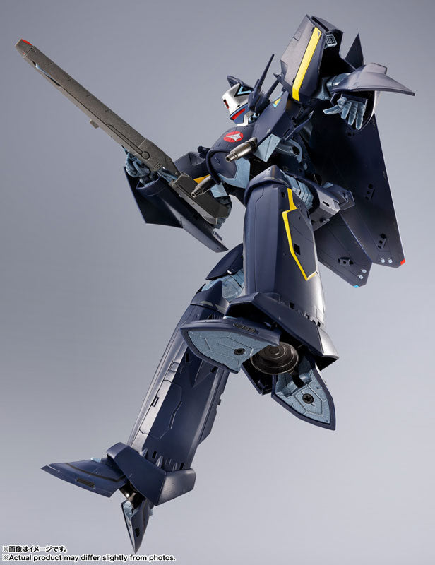 [PRE-ORDER] Macross DX Chogokin VF-17S Macross 7 Nightmare Stealth Valkyrie (Gamlin Kizaki Custom)