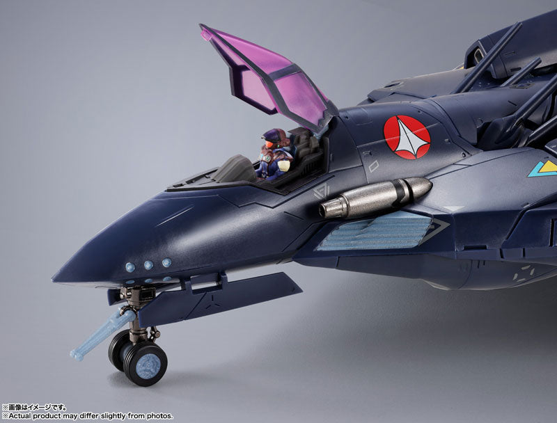 [PRE-ORDER] Macross DX Chogokin VF-17S Macross 7 Nightmare Stealth Valkyrie (Gamlin Kizaki Custom)