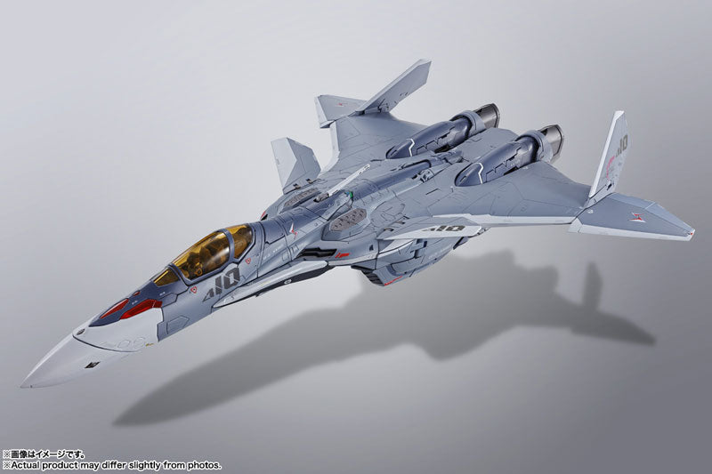 [PRE-ORDER] Macross DX Chogokin VF-31A Kairos Macross Delta 10th Anniv.