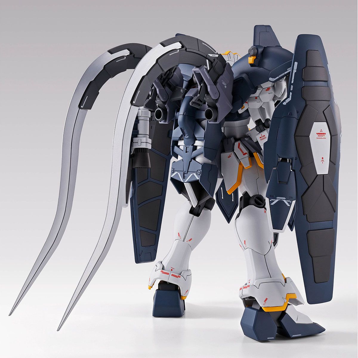 [PRE-ORDER] MG 1/100 GUNDAM SANDROCK EW (ARMADILLO UNIT)