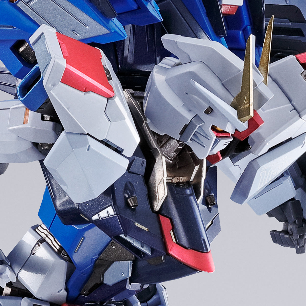 [IN STOCK in HK] METAL BUILD Freedom Gundam Concept 2 Snow Sparkle Ver.