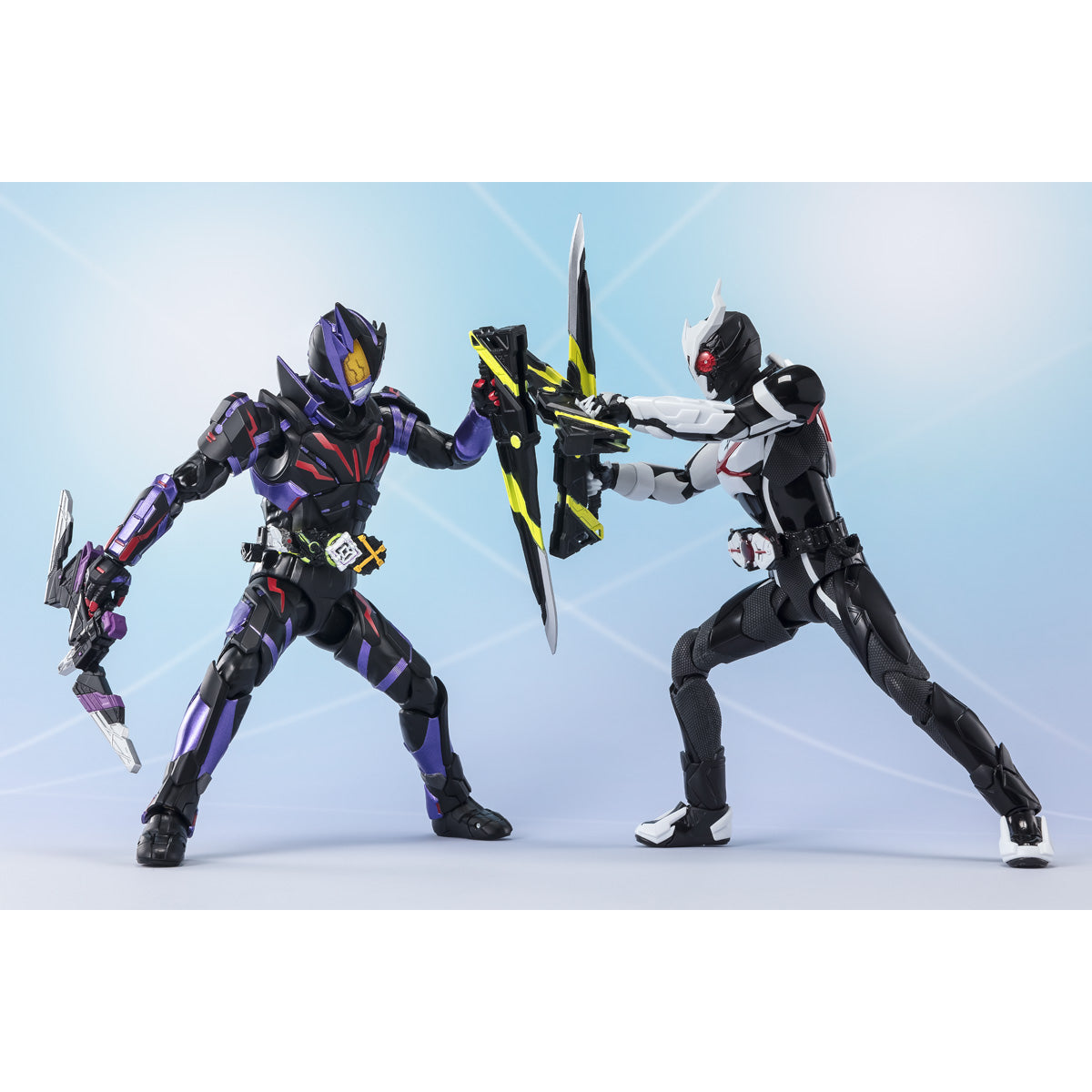 [PRE-ORDER] S.H.Figuarts KAMEN RIDER HOROBI ARK SCORPION FINAL BATTLE WEAPONS SET