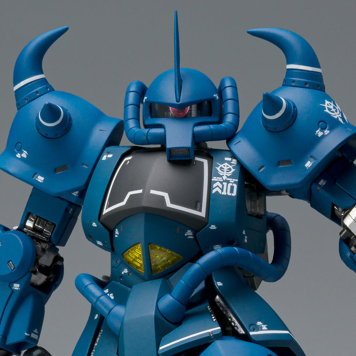 [PRE-ORDER] GUNDAM FIX FIGURATION METAL COMPOSITE MS-07B GOUF