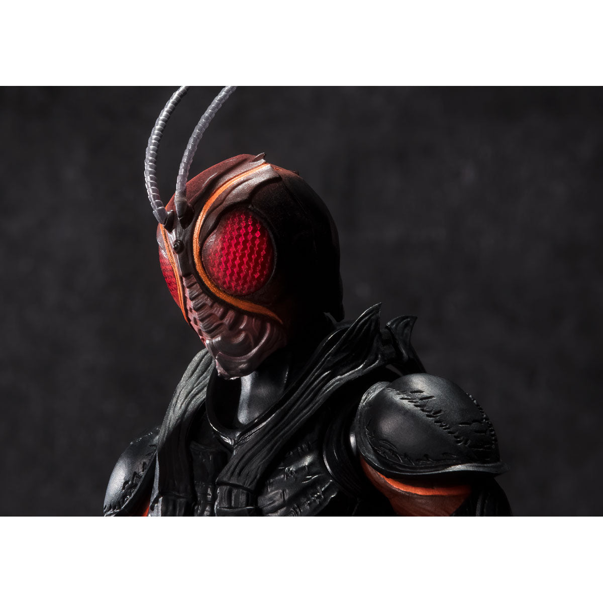 [IN STOCK in AU] S.H.Figuarts KAMEN RIDER BLACK SUN (FIRST HENSHIN Ver.)