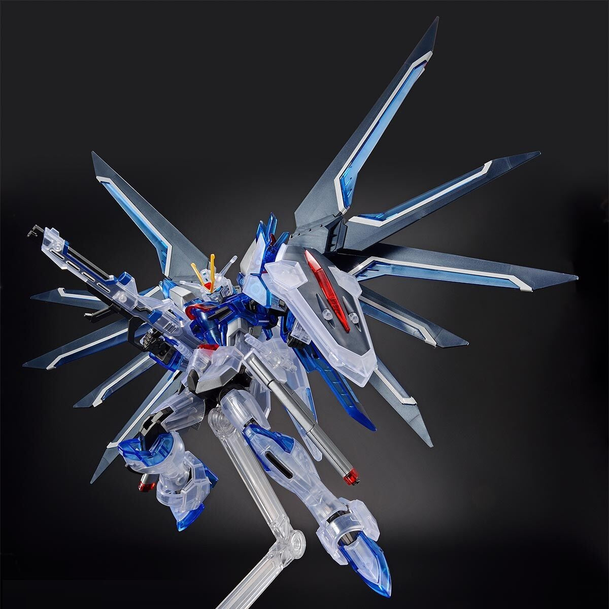 [IN STOCK in HK] Movie release commemoration Package Ver. HG 1/144 RISING FREEDOM GUNDAM [CLEAR COLOR]