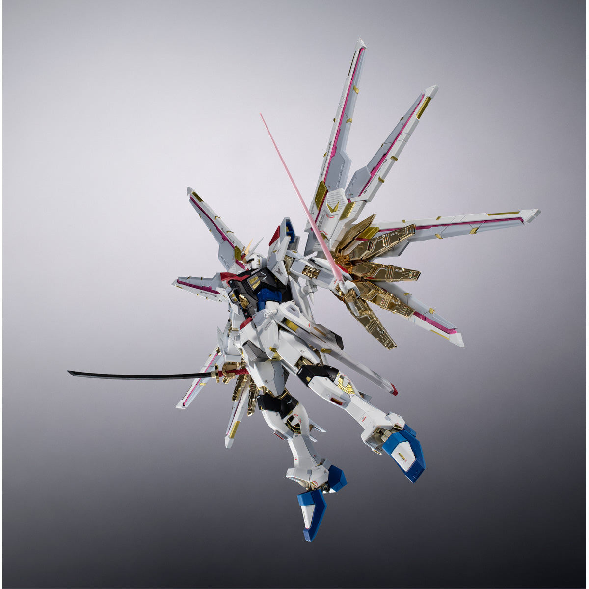 [IN STOCK in HK] CHOGOKIN MIGHTY STRIKE FREEDOM GUNDAM