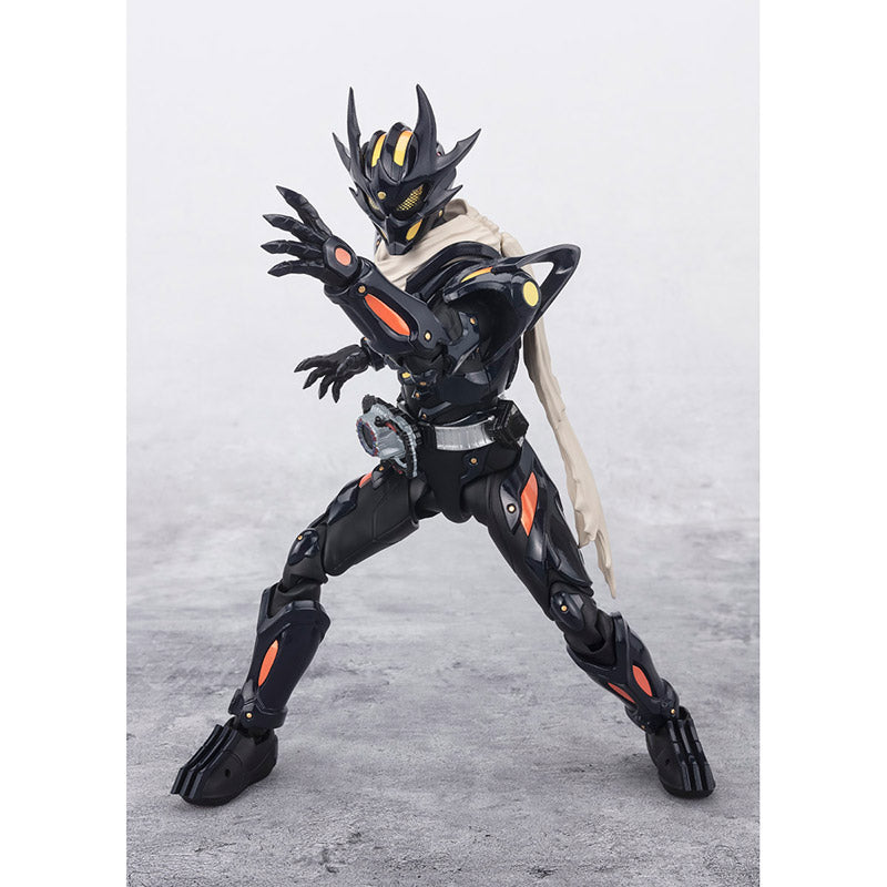 [PRE-ORDER] S.H.Figuarts KAMEN RIDER DREAD TYPE ZERO