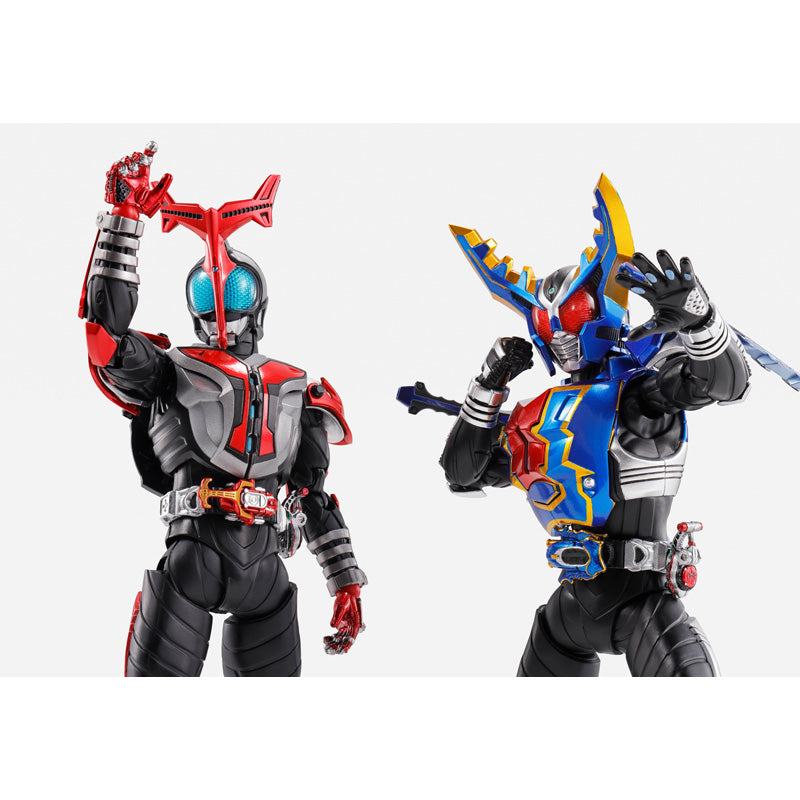 [PRE-ORDER] S.H.Figuarts (SHINKOCCHOU SEIHOU) MASKED RIDER GATACK HYPER FORM