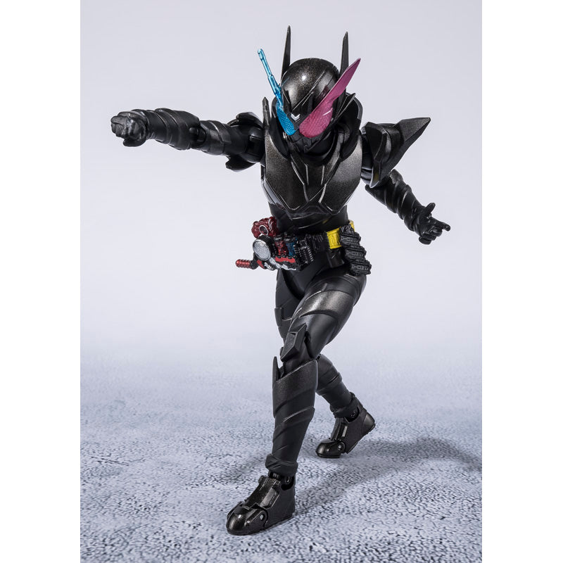 [PRE-ORDER] S.H.Figuarts KAMEN RIDER BUILD RABBIT TANK HAZARD FORM HEISEI GENERATIONS EDITION