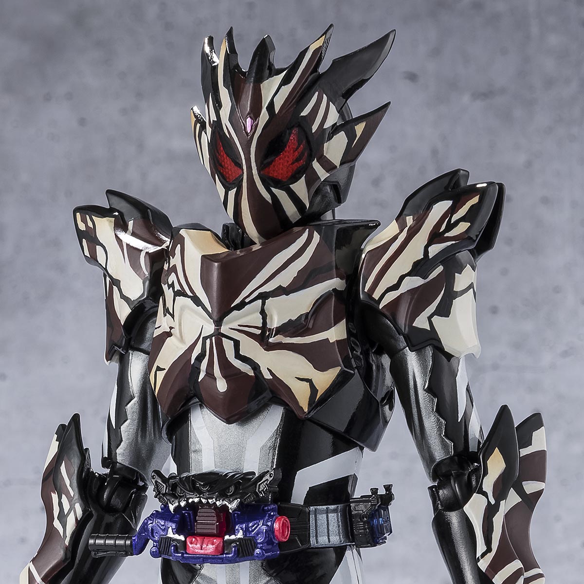 [PRE-ORDER] S.H.Figuarts KAMEN RIDER BITTER GAVV MARBLE BREACOOKIE FORM