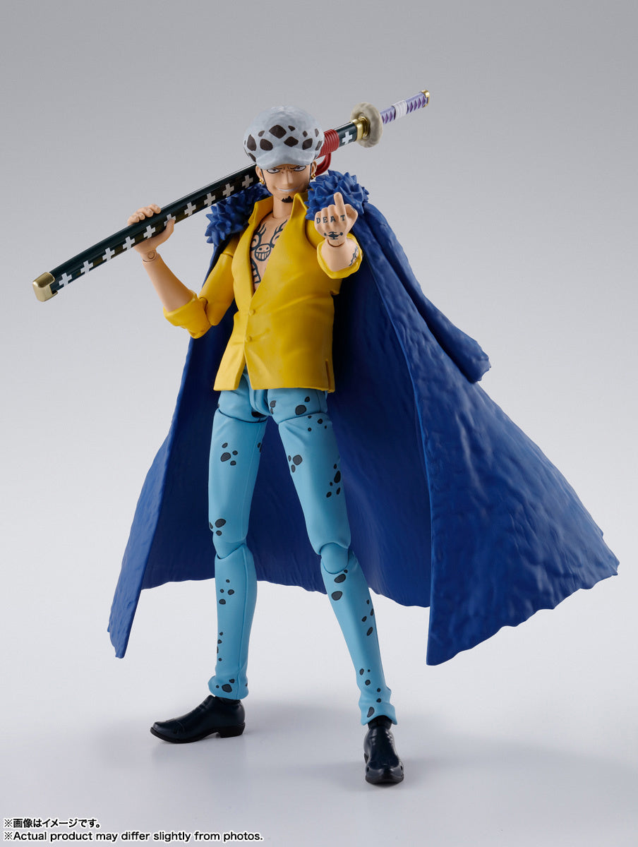 [IN STOCK in AU] S.H.Figuarts One Piece Trafalgar Law -Onigashima Uchiiri-