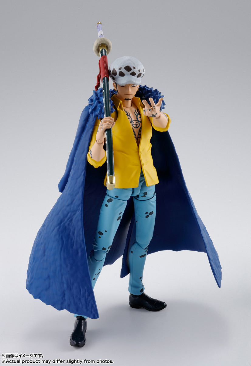 [IN STOCK in AU] S.H.Figuarts One Piece Trafalgar Law -Onigashima Uchiiri-